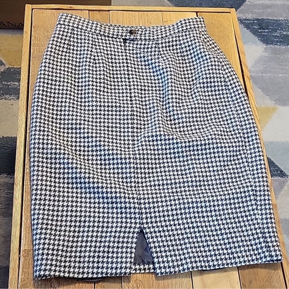 Vintage Esprit Wool Skirt - Picture 5 of 5